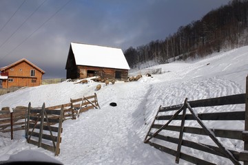 Wood cabin in the mountains - countryside - beautiful village