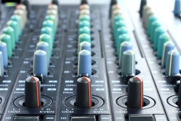 mixing desk image