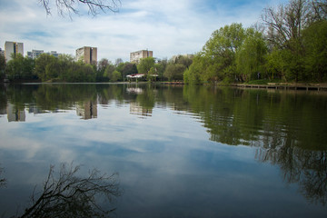 City urban lake morning