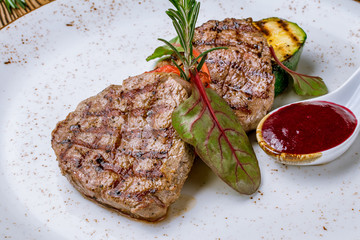 medallions of beef
