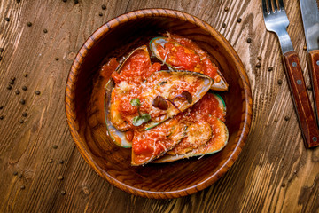 Mussels in tomato sauce