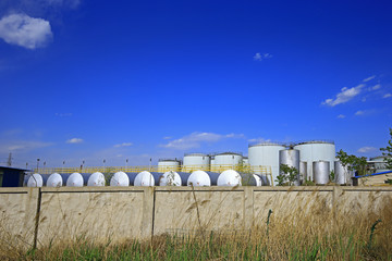 Oil storage tank, industrial equipment