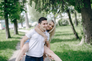Fototapeta premium couple in nature