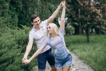 Fototapeta premium couple in nature