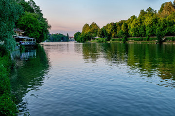 Fototapeta premium Fiume po Torino