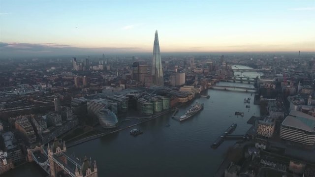 London: Aerial 4 