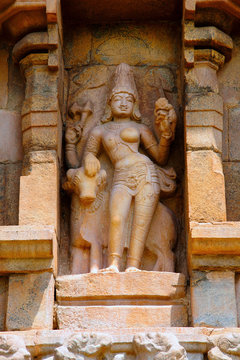 Ardhanarisvara beside his bull, niche on the southern wall of the mukhamandapa, Brihadisvara Temple, Gangaikondacholapuram, Tamil Nadu, India