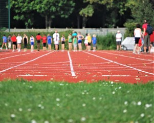 Stadion - Läufer vor dem Start © Anna Reich