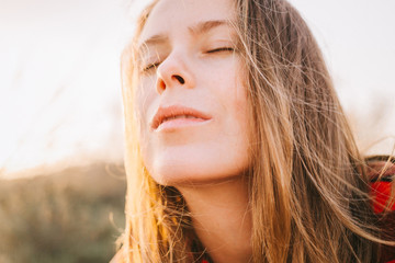 portret of the girl on the sunset © ekaeka