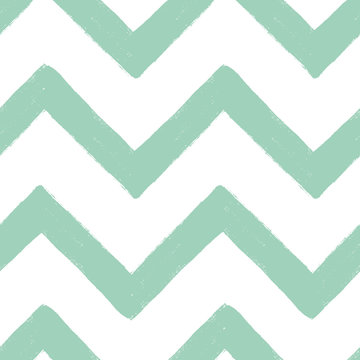 Hand drawn textured zig zag seamless pattern. Vector ilustration.