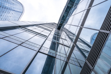 Obraz premium up view of modern office building