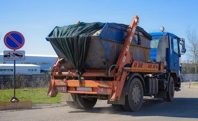 Removal of urban garbage