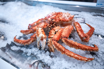 arctic snow crab on ice in market