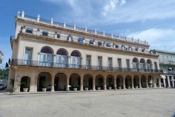 Fototapeta na wymiar Plaza de Armas in Havanna.