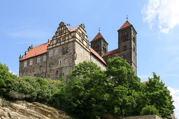 Fototapeta na wymiar Stiftskriche in Quedlinburg, UNESCO Weltkulturerbe