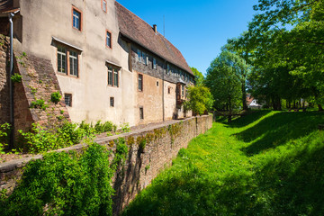 Fototapeta na wymiar Burggraben von Michelstadt im Odenwald