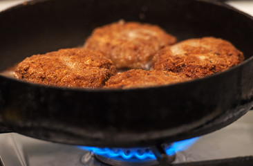 Process of frying of meat cutlets