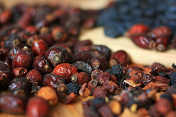 Rose hips and raisins