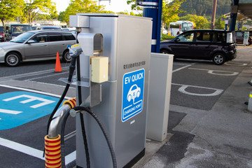 電気自動車用急速充電器
