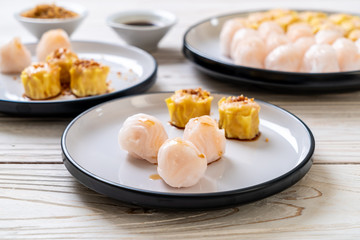chinese shrimp steamed dumpling