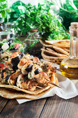 Chicken Souvlaki with pita bread and tzatziki sauce