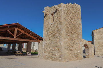 Pays de la Loire - Vendée - Marais Poitevin - La Tour et les Halles du Gué de Velluire