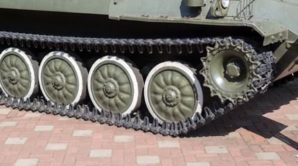 Obraz na płótnie Canvas Tracked tank close up