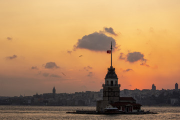 Obraz premium Maiden Tower Istanbul, Turkey (KIZ KULESI – SALACAK-USKUDAR)