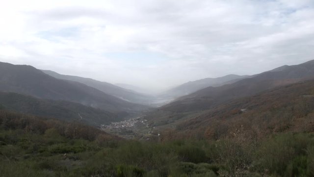 timelapses mountains valle del jerte clouds