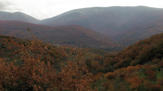valley of jerte in autumn