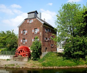 Die Susmühle ist die einzig erhaltene historische Wassermühle im Gocher Stadtgebiet