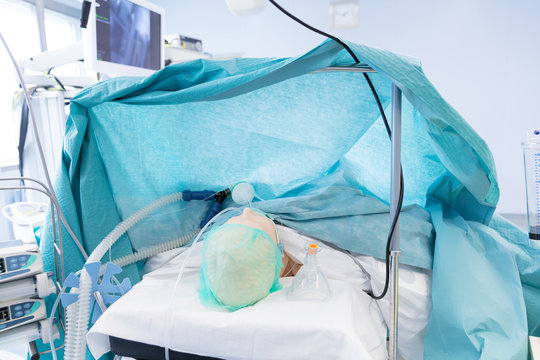 Symbolbild Patient w&auml;hrend einer Operation