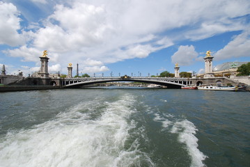  Pont Alexandre III; waterway; sky; sea; river