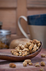 Dried mulberries