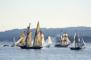 Fototapeta premium Sea Ships Battle, Victoria, BC, Kanada