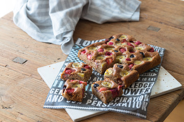 バナナとベリーのブラウニー