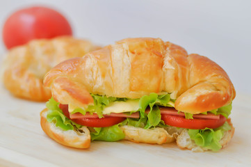 croissant sandwich