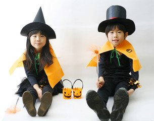 ハロウィンの仮装をした子供