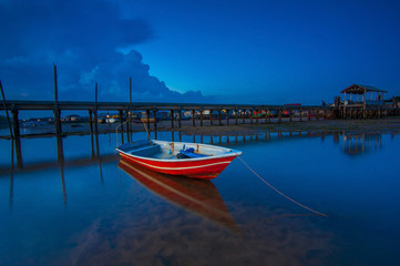 A peaceful view of nature&rsquo;s grandeur, where every detail reveals calm, depth, and endless space