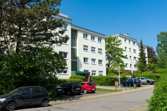 Mehrfamilienh&auml;user