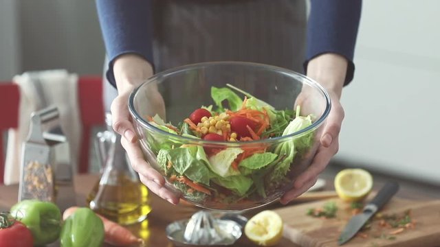 Preparing healthy vegetable salad