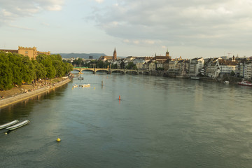 Fototapeta premium bridge on the river in downtown