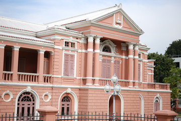 Obraz premium タイ ピンクの神殿