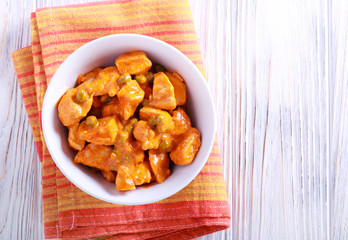 Chicken fillet and pea curry