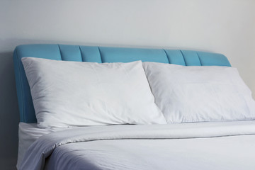 Fototapeta na wymiar Pillow on bed in the bedroom