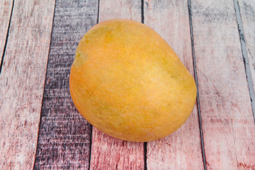 Popular fruit,Ripe orange red R2E2 Mango.