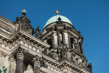 The Berlin Cathedral is called Berliner Dom. © Wead