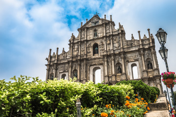 Fototapeta na wymiar The Ruins of St. Paul's in Macau, China.