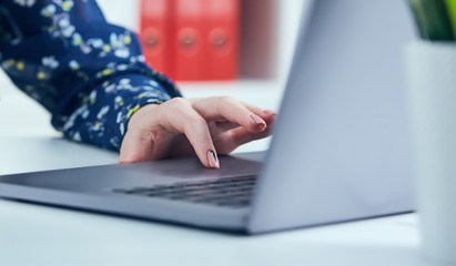 Fototapeta premium Young Caucasian business woman with headache isolated on white b