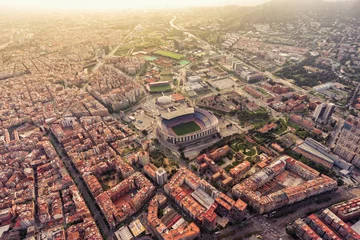 Fototapete Barcelona Luftaufnahme des Stadions Barcelona Camp Nou bei Sonnenuntergang, Spanien